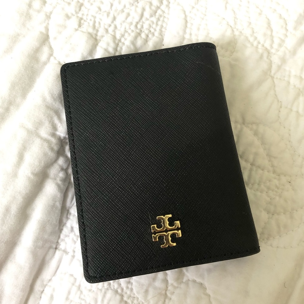 Black Tory Burch wallet
